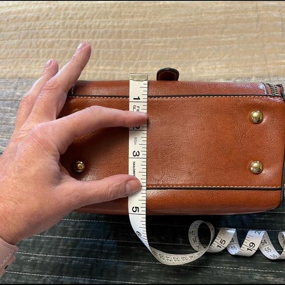 Small brown crossbody purse - Picture 7 of 8